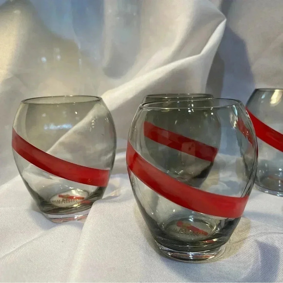 G.H. MUMM Set of 6 Champagne Glasses - Picture 5 of 5